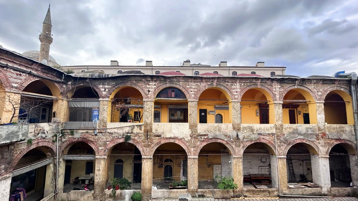 Balkapanı Han