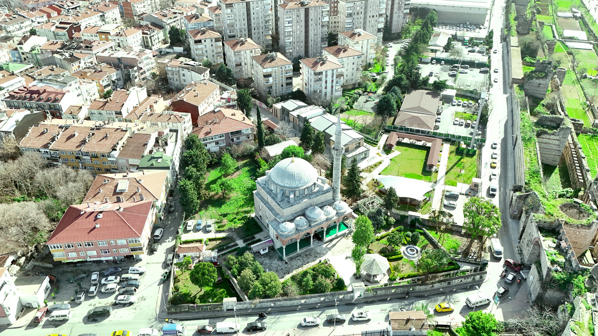 Yeni Hali