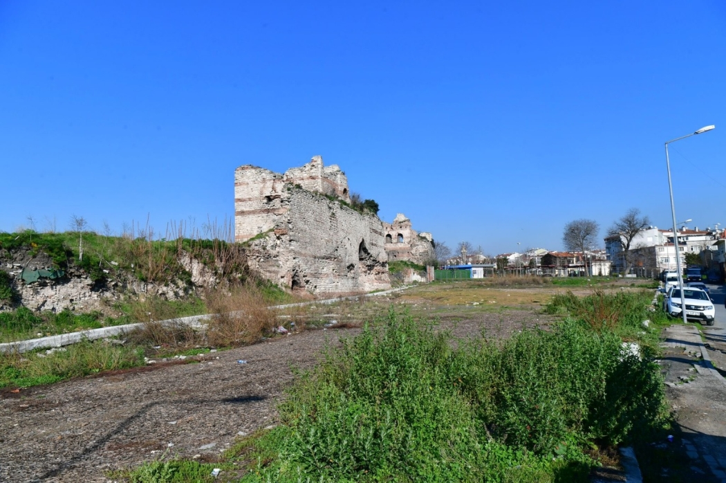Başkan Turan Karasurları Millet Bahçesi'nde İncelemelerde Bulundu