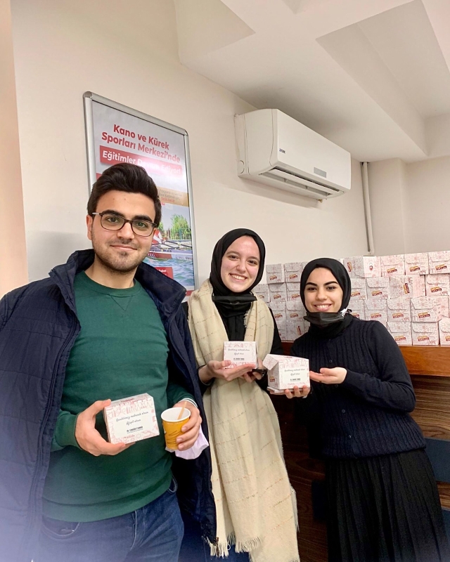 Kütüphanelerimizde Kandil Simidi İkram Ettik