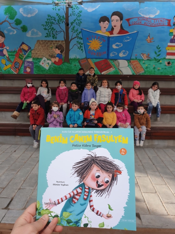 Fatihli Çocuklar Kütüphanelerinde Doyasıya Eğleniyor