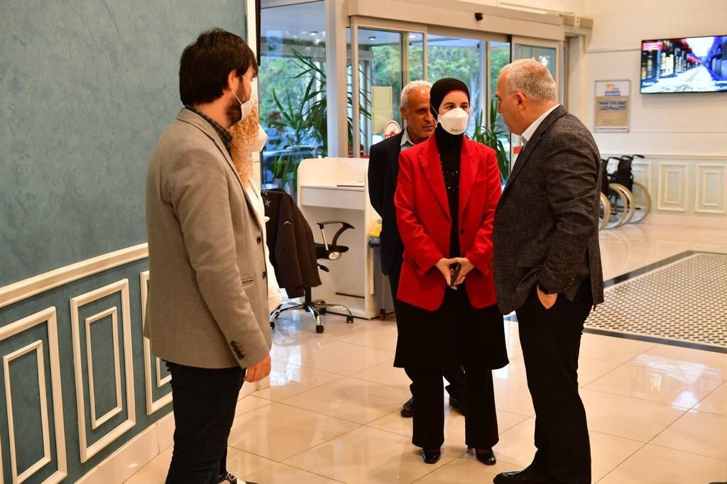 Fatih‘te Görev Yapan Sağlık Çalışanları İftarda Bir Araya Geldi