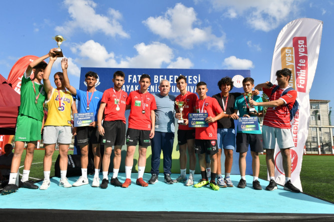 2. Ayak Tenisi Turnuvası Düzenlendi: 69 Takım 276 Sporcu Katılım Sağladı