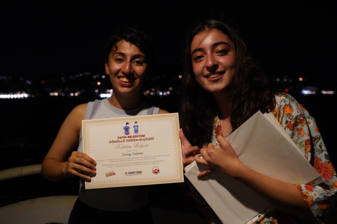 Fatih'in Gönüllü Turizm Elçileri Sezonu Kapattı