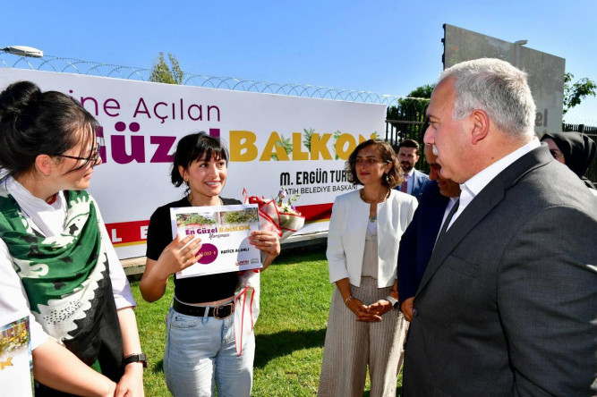 Fatih'in En Güzel Balkonu Belirlendi