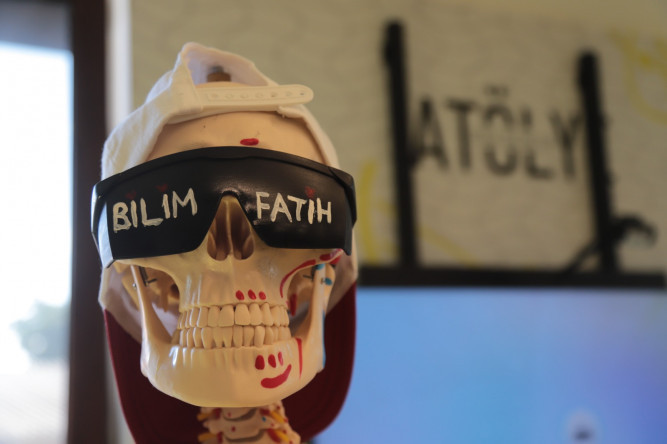 Bilim Fatih'te Eğitimler Devam Ediyor