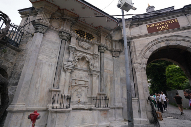 Nuruosmaniye Çeşmesi Restorasyon Çalışmaları Sonucunda Yeniden Görkemine Kavuştu!
