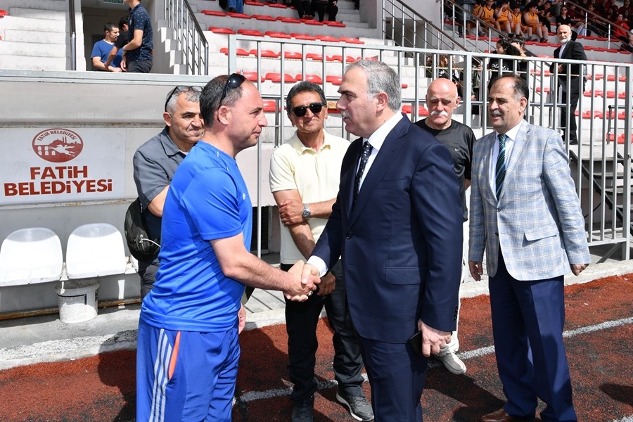 Okullar Arası Sportif Turnuvalar Ödül Töreni