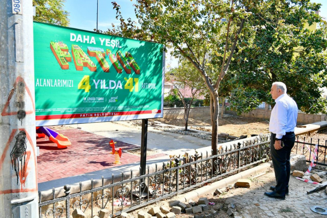 Başkan Turan Oruç Baba Parkı'ndaki Son Çalışmaları Ziyaret Etti