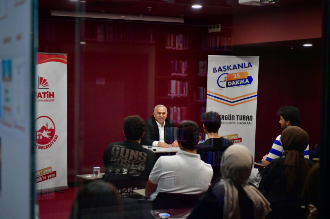 Gençler “Başkanla 25 Dk” Programında M.Ergün Turan'la Buluştu