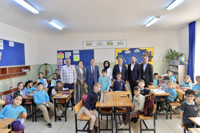 Başkan Turan, Katip Kasım İlkokulu'nu Ziyaret Etti