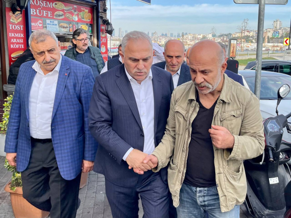 Başkan Turan Cibali Mahallesi'nde Vatandaşla Bir Araya Geldi