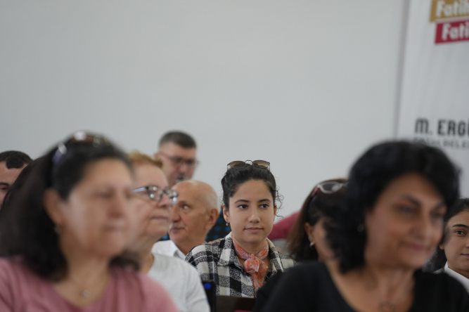 Geleneksel Ezgiler Folklor ve Halk Müziği Koro Eğitimleri'nde Buluşuyor