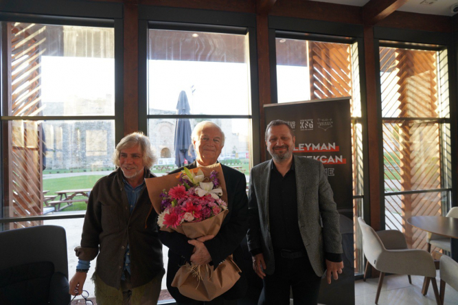 Süleyman Saim Tekcan Yedikule Hisarı'nda At'Nağme Sergisini Anlattı