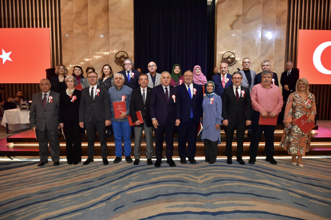 Başkan Turan, Fatih Kaymakamı Sn. Cafer Sarılı ve İlçe Milli Eğitim Müdürü Sn. Fatih Çepni ile Fatih'te Göreve Başlayacak Yeni Öğretmenlerin Yemin Törenine Katıldı