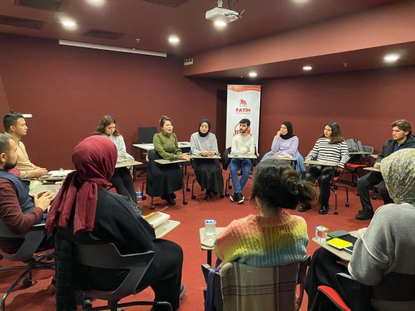 Psikoloji Okuma Grubu Fatih Merkez Kütüphanesi'ndeki Eğitimlerini Sürdürüyor