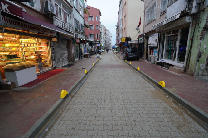 Yol ve Tretuvar Çalışmaları Kapsamında Hemşehri Sokak Yenilendi