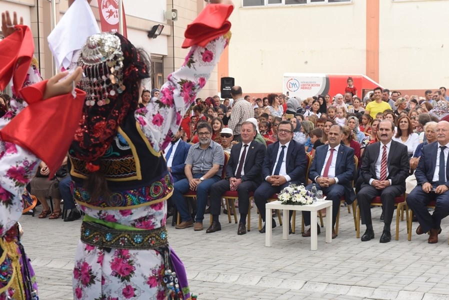 Bu Yılda İlk Okul Çantası Fatih Belediyesi'nden