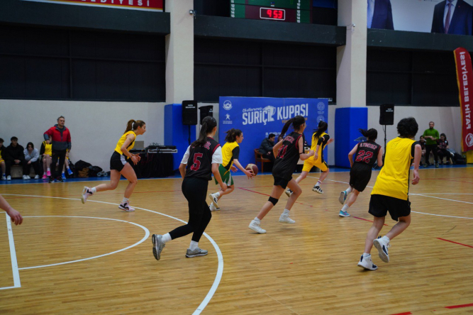 Suriçi Kupası Basketbol Finali Başkan Turan'ın Katılımıyla Gerçekleştirildi