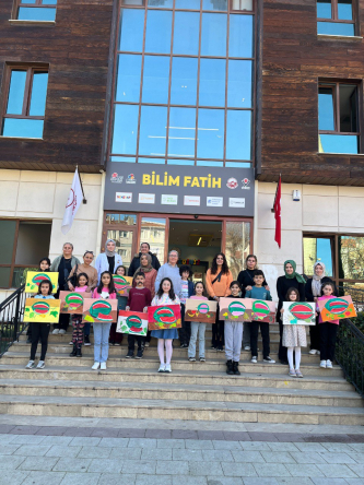 Çocuklar ve Veliler Bilim Fatih'in Natürmort Atölyesi'nde Buluşuyor