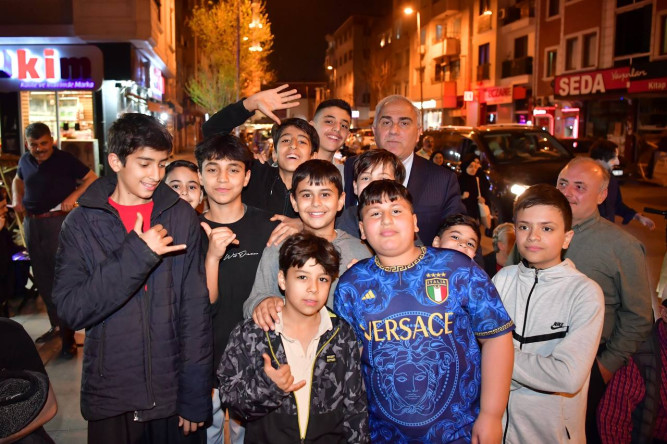 Başkan Turan, Ali Kuşçu Mahallesi'nde Hemşehrileriyle Bir Araya Geldi