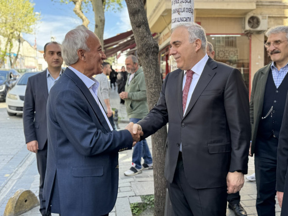 Başkan Turan, Ali Kuşçu ve Akşemsettin Mahallelerinde Hemşehrileriyle Buluştu