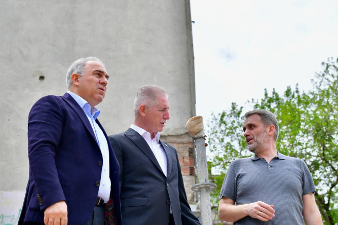 Başkan Turan, Vali Gül ile Birlikte Muid Ahmed Efendi ve Yeniçeşme Medreselerindeki Çalışmaları İnceledi