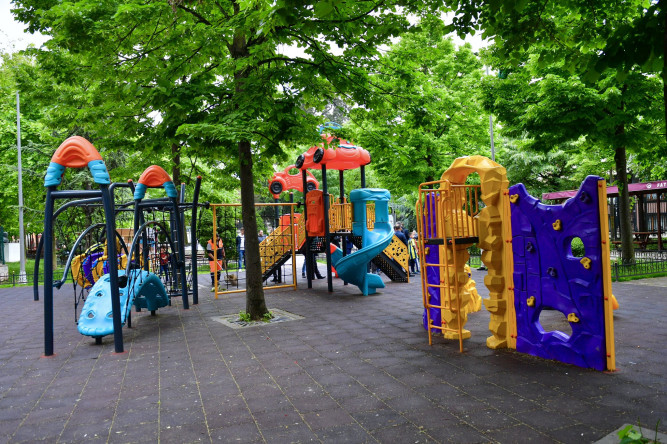 Başkan Turan, Ramazan Efendi Parkı'nda Hemşehrileriyle Buluştu