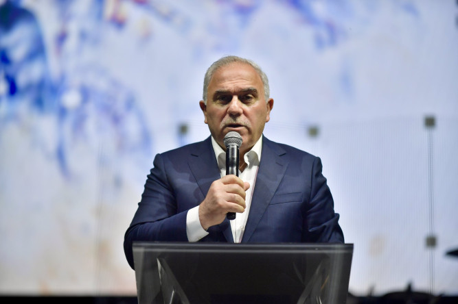 Fethin 571. Yılında Yücel Arzen'in “Nevbeti Uyandırmak” Konseri, Başkan Turan'ın Katılımıyla Yedikule Hisarı'nda Gerçekleştirildi