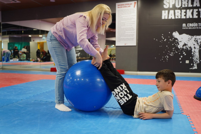 Fatih Belediyesi'nden Çocuklar İçin Pediatrik Fizyoterapi Hizmeti