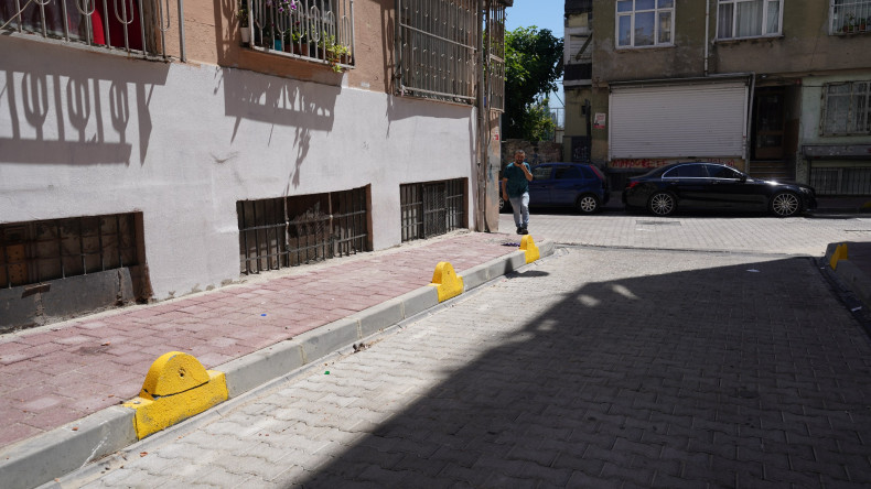 Yol ve Tretuvar Çalışmaları Kapsamında Sayvan Sokak Yenilendi