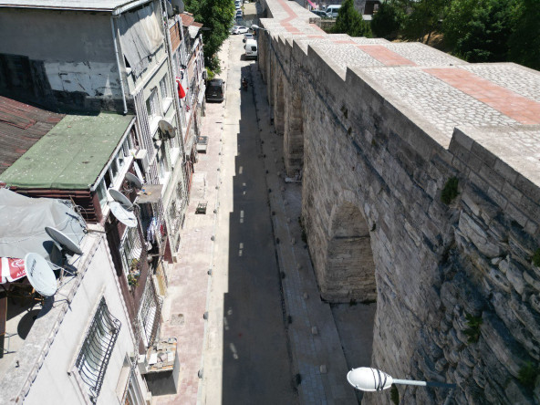 Islah Sokak'ta Kaldırım Yenileme Çalışması Tamamlandı