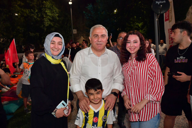Yedikule Hisarı'ndaki Türkiye-Avusturya Maçı Gösterimi