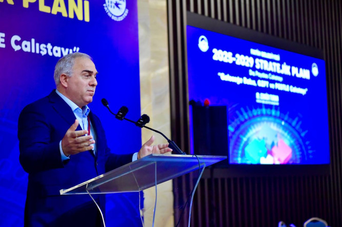 Stratejik Plan Geleceğe Bakış, GZFT ve PESTLE Çalıştayı Başkan Turan'ın Katılımıyla Başladı