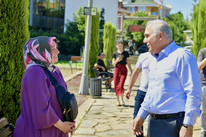 Başkan Turan, Yedikule Bahçe'de Hemşehrileriyle Buluştu