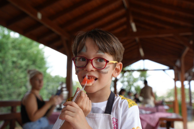 Ayvansaray Bahçe'de Doğa ile Buluşma: Çocuklarımız Karpuz Hasadında Hem Eğlendi Hem Öğrendi