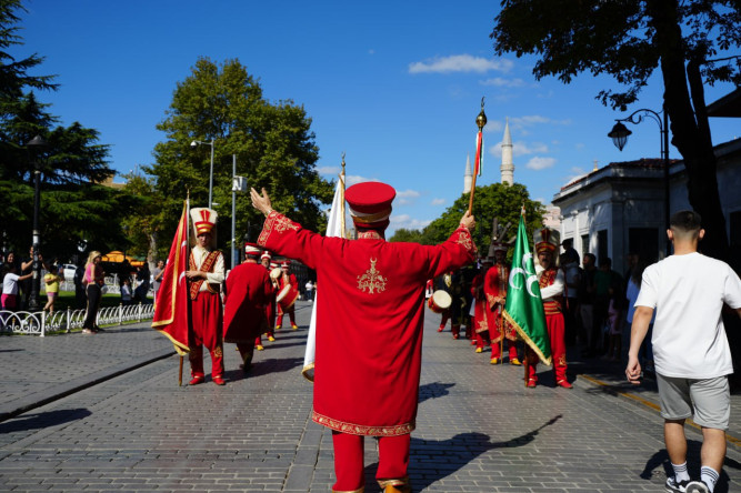 Fatih Belediyesi'nden Sultanahmet Meydanı'nda Mehter Takımı Gösterisi