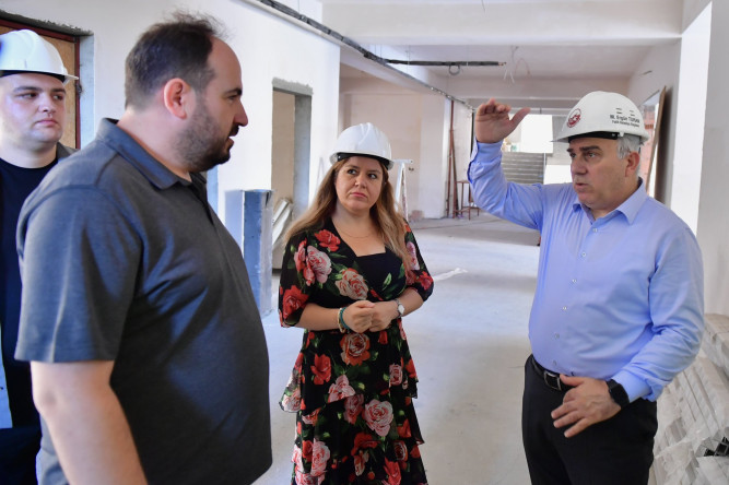 Başkan Turan, Seyyid Ömer Anadolu Lisesi ve Vedide Baha Pars Ortaokulu'ndaki Çalışmaları İnceledi