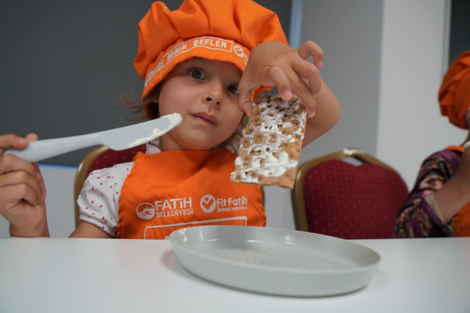 Minik Şefler Sağlıklı Mutfak Alışkanlıklarıyla Tanışıyor