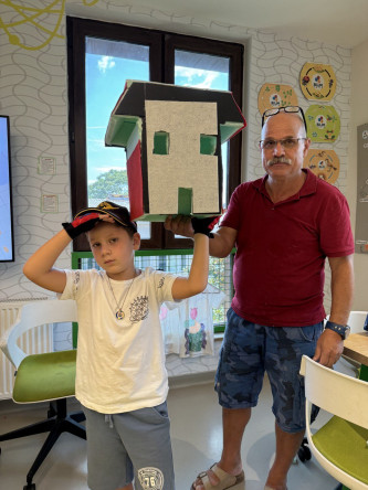 Babalar ve Çocukları, Bilim Fatih'in Isı Yalıtımı Atölyesi'nde Kendi Evlerini Tasarladı