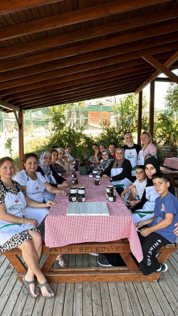 Yedikule Bahçe'de Geleneksel Lezzet Şöleni: "İncir Reçeli Atölyesi"