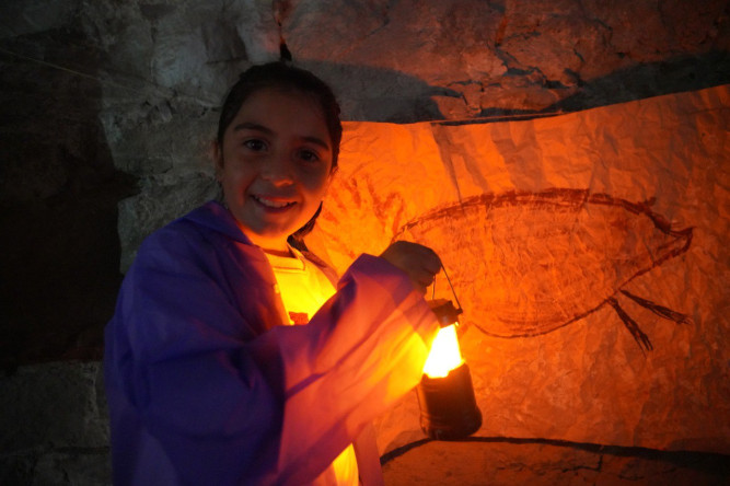 Minik Kaşiflerimiz Tarihî Eserlerin İzinde: Yedikule Hisarı'ndaki Arkeoloji Atölyesi Geçmişle Buluşturuyor