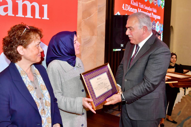 KTSV Mezuniyet Programı, Bakan Yardımcısı Mumcu, Vali Gül ve Başkan Turan'ın Katılımıyla Neslişah Sultan Kültür Merkezi'nde Gerçekleştirildi