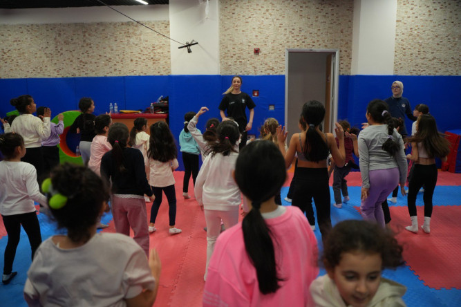 Çocuklarımız, Draman Yüzme Havuzu'nda Düzenlenen Zumba Etkinliğinde Keyifli Vakit Geçiriyor