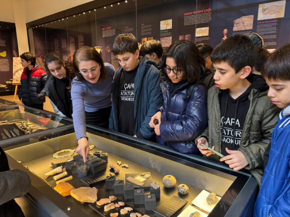Miras Fatih ile Çocuklarımız Tarihin Kalbinde: İstanbul Üniversitesi Rıdvan Çelikel Arkeoloji Müzesi'nde “Yerinde Öğrenme” Programı