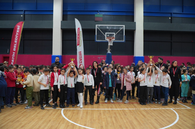 Geçmişten Günümüze Oyunlar: Çocuklarımız, Suriçi Kupası Ödül Töreni'nde Bir Araya Geliyor