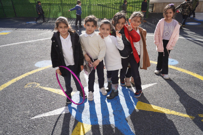 Halkla İlişkiler Ofisimizin Süperbüs'ü, Atikali İlkokulu'nda Miniklerimizle Buluşuyor