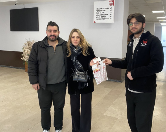 Evliliğe İlk Adımda Halkla İlişkiler Ofisimizden Vatandaşlarımıza Hediyeler