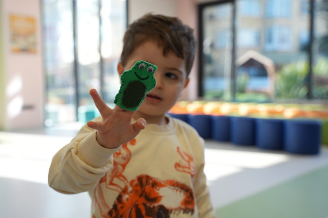 Anneler ve Çocuklarımız İçin Sümbülefendi Çocuk Kütüphanesi'nde Parmak Kukla Etkinliği