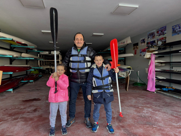 Haliç'te Baba-Çocuk Sporu: Kano ve Kürek Sporları Merkezimizde Babamla Dragon Etkinliği